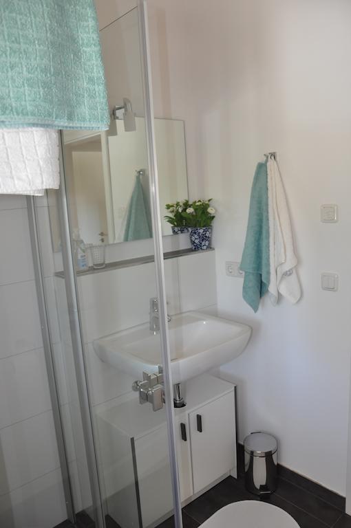Ferienwohnungen Rimsting Am Chiemsee Habitación foto