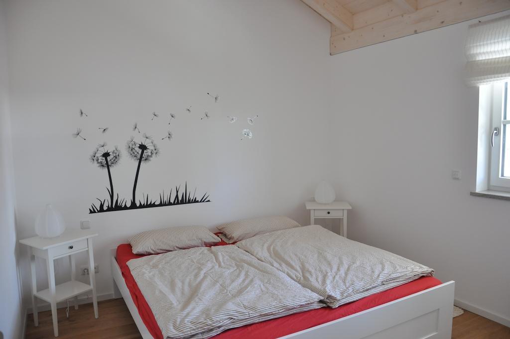Ferienwohnungen Rimsting Am Chiemsee Habitación foto